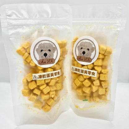 Freeze-dried egg yolk snacks