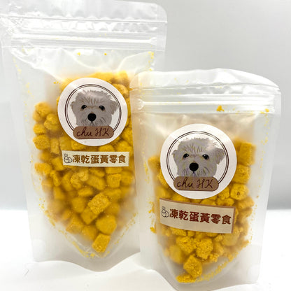 Freeze-dried egg yolk snacks